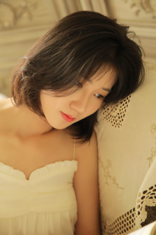 装醉看娇妻被朋友
